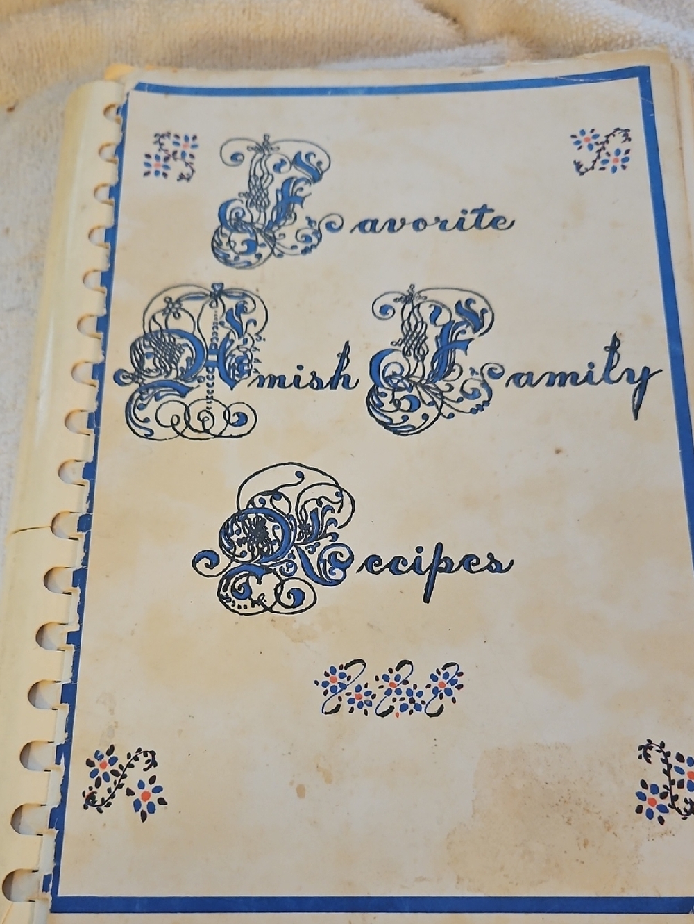 Favorite Amish Family Recipes Cookbook - Blue and Cream Edition